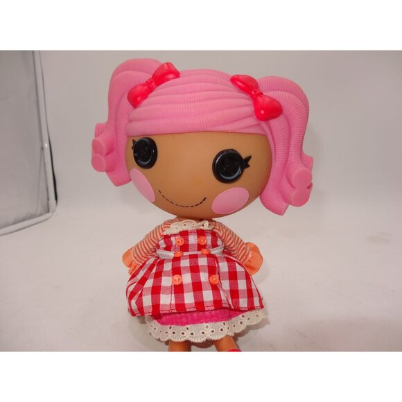 Lalaloopsy Pepper Pots and Pans Doll With Pink Sew Bed & Pillow - Picture 14 of 16